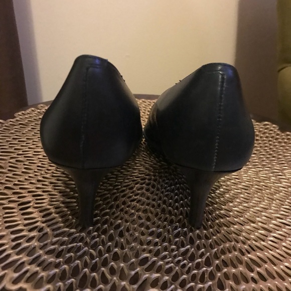 Coach 👠 - Picture 3 of 4